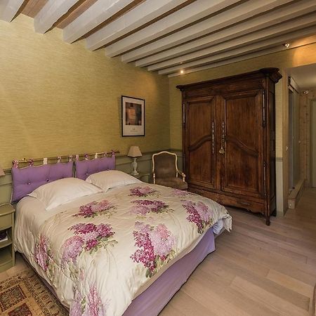Chambres D'Hotes La Closerie Des Trois Marottes Melun Kültér fotó
