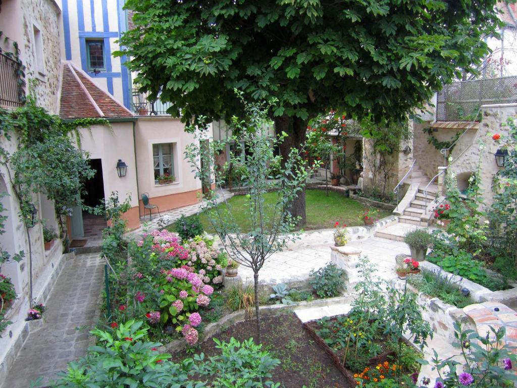 Chambres D'Hotes La Closerie Des Trois Marottes Melun Szoba fotó