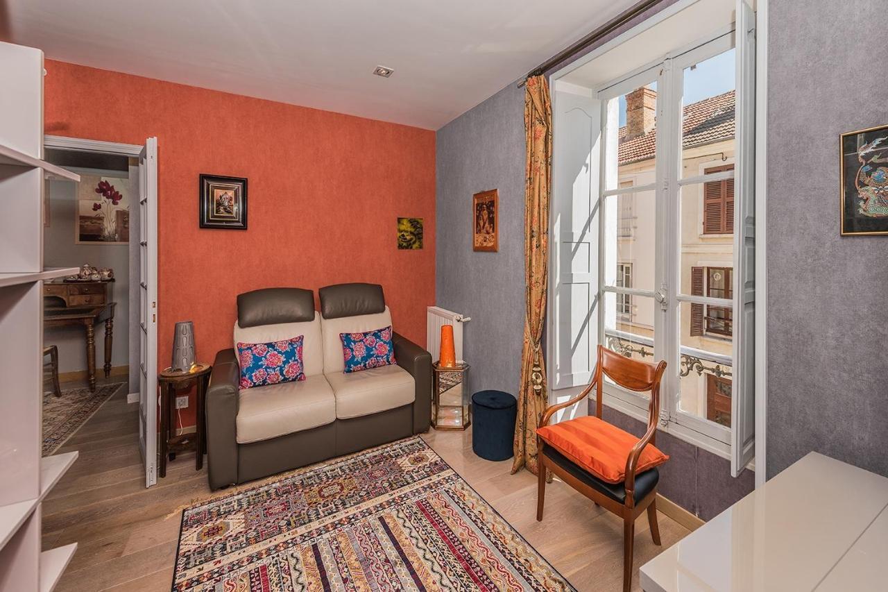 Chambres D'Hotes La Closerie Des Trois Marottes Melun Kültér fotó